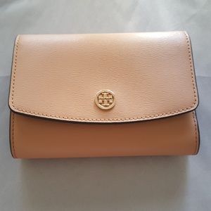Tory Burch Medium Parker wallet